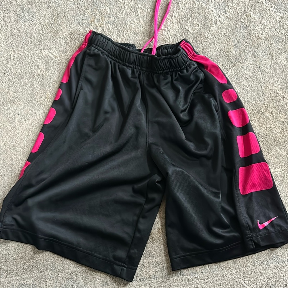 nike basketball shorts